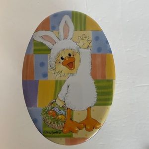 Suzy’s Zoo Easter Bunny Cookie Tin, RARE, NWT